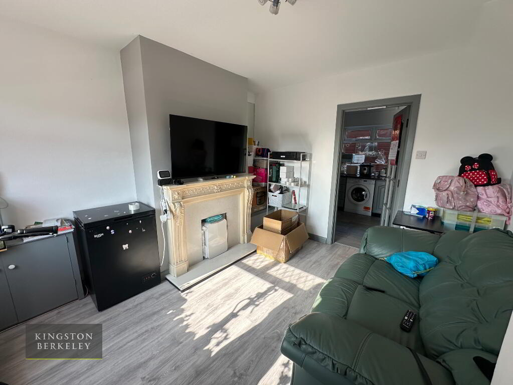 Photo 3 of 83 Ainsworth Drive, Belfast