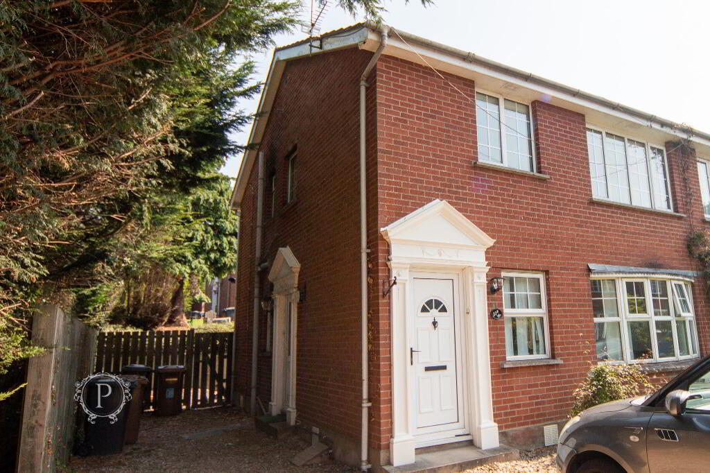 Photo 1 of 31b Dundonald Heights, Belfast