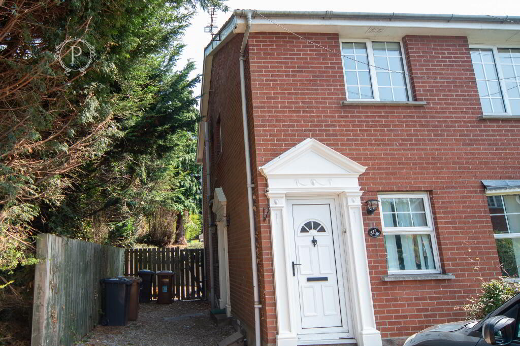 Photo 2 of 31b Dundonald Heights, Belfast