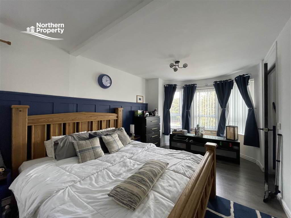 Photo 10 of 82 Beechmount Pass, Belfast