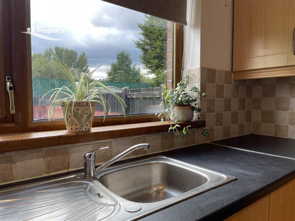 Photo 7 of 95 St James Road, Belfast