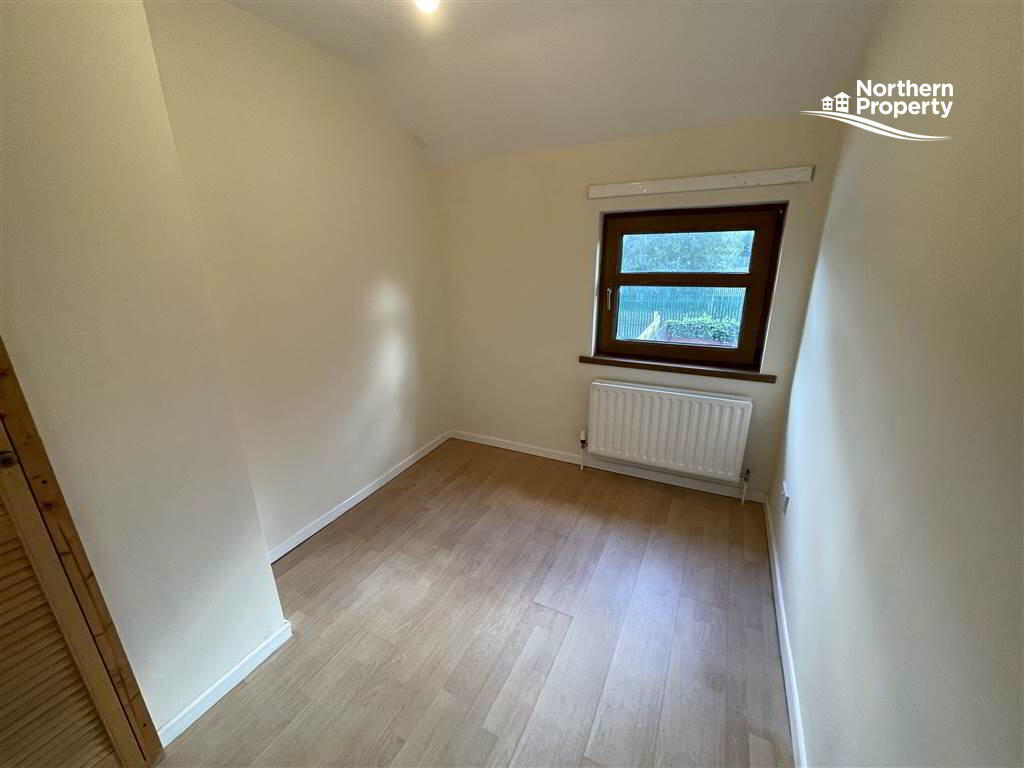 Photo 14 of 95 St James Road, Belfast