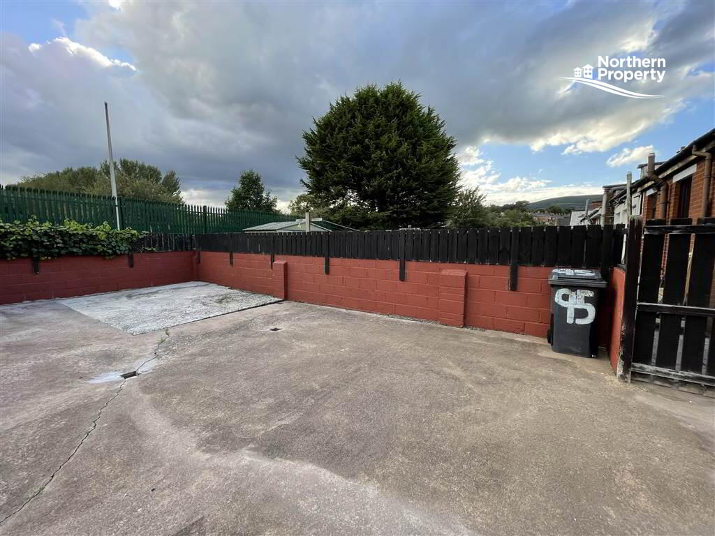 Photo 18 of 95 St James Road, Belfast
