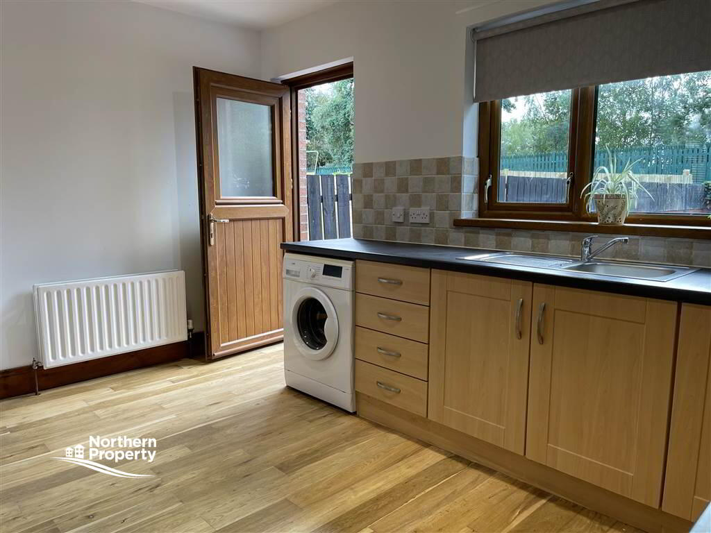 Photo 8 of 95 St James Road, Belfast