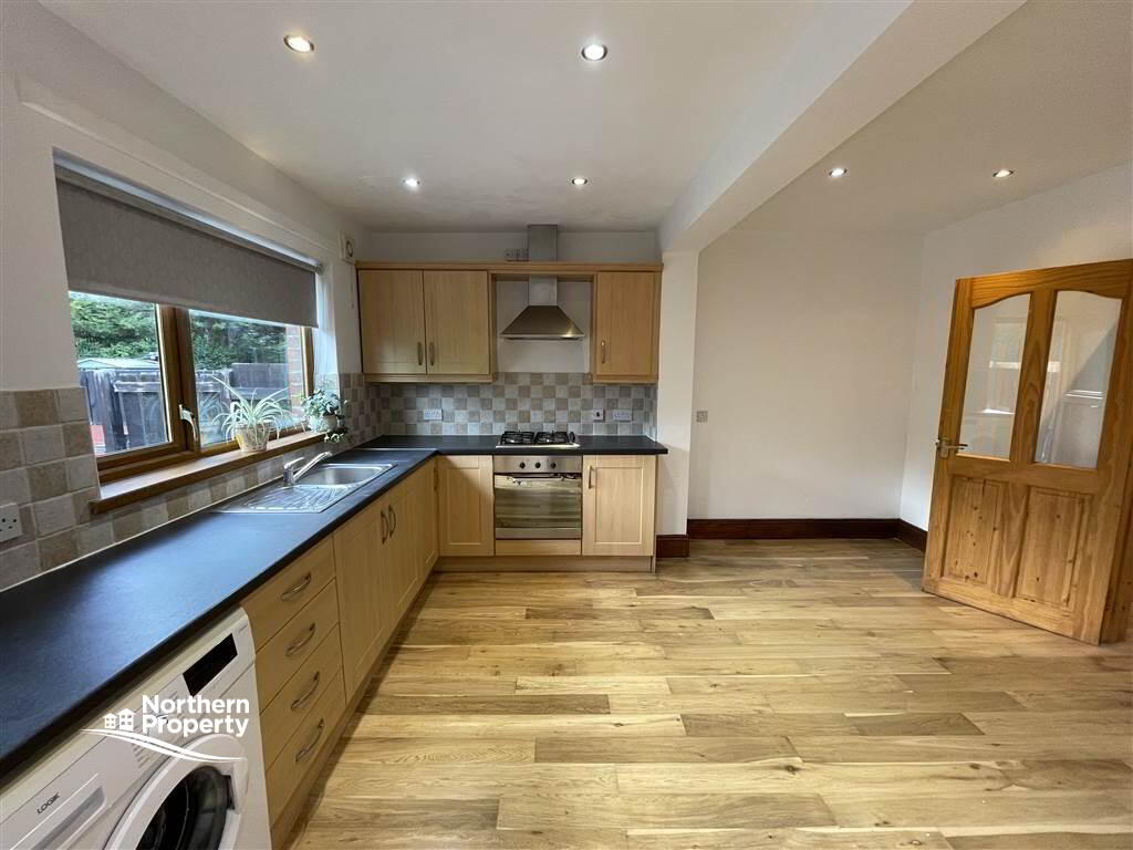 Photo 5 of 95 St James Road, Belfast