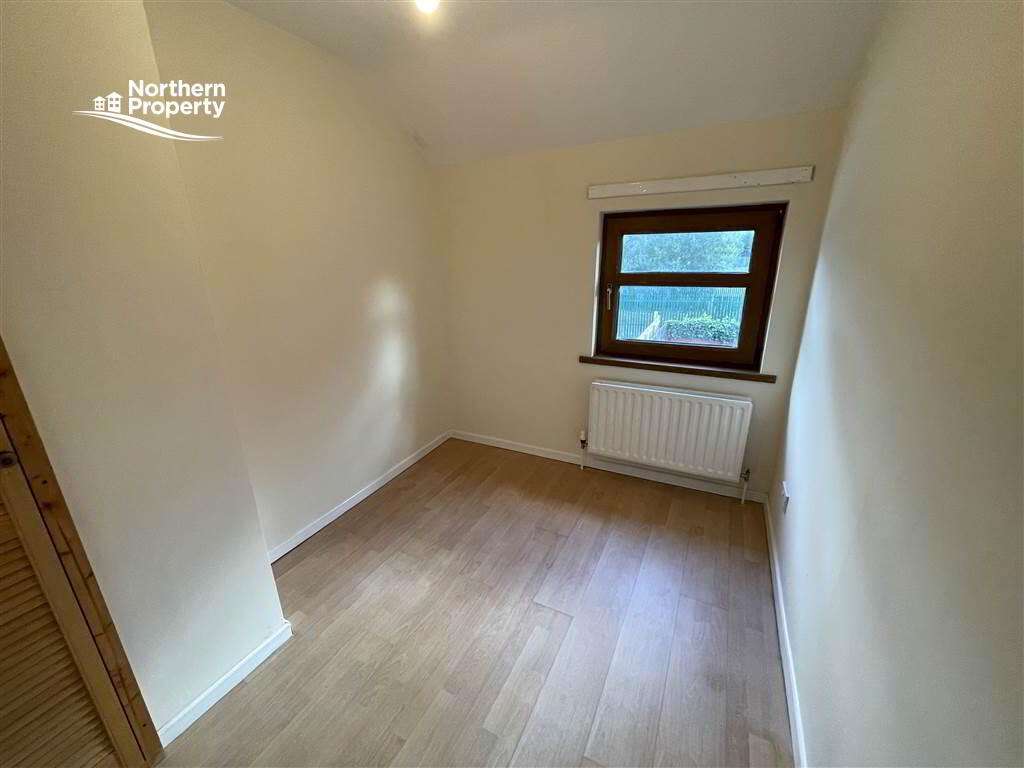 Photo 14 of 95 St James Road, Belfast