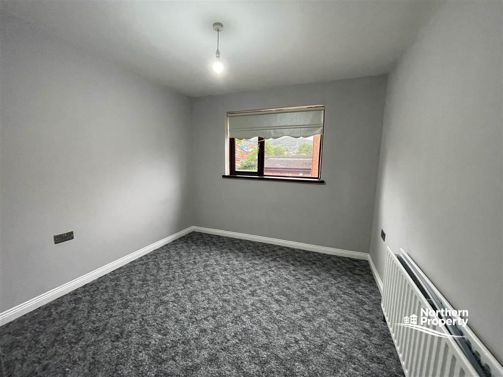 Photo 16 of 453 Springfield Road, Belfast