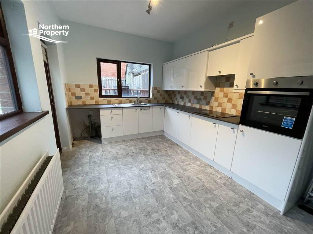 Photo 14 of 453 Springfield Road, Belfast