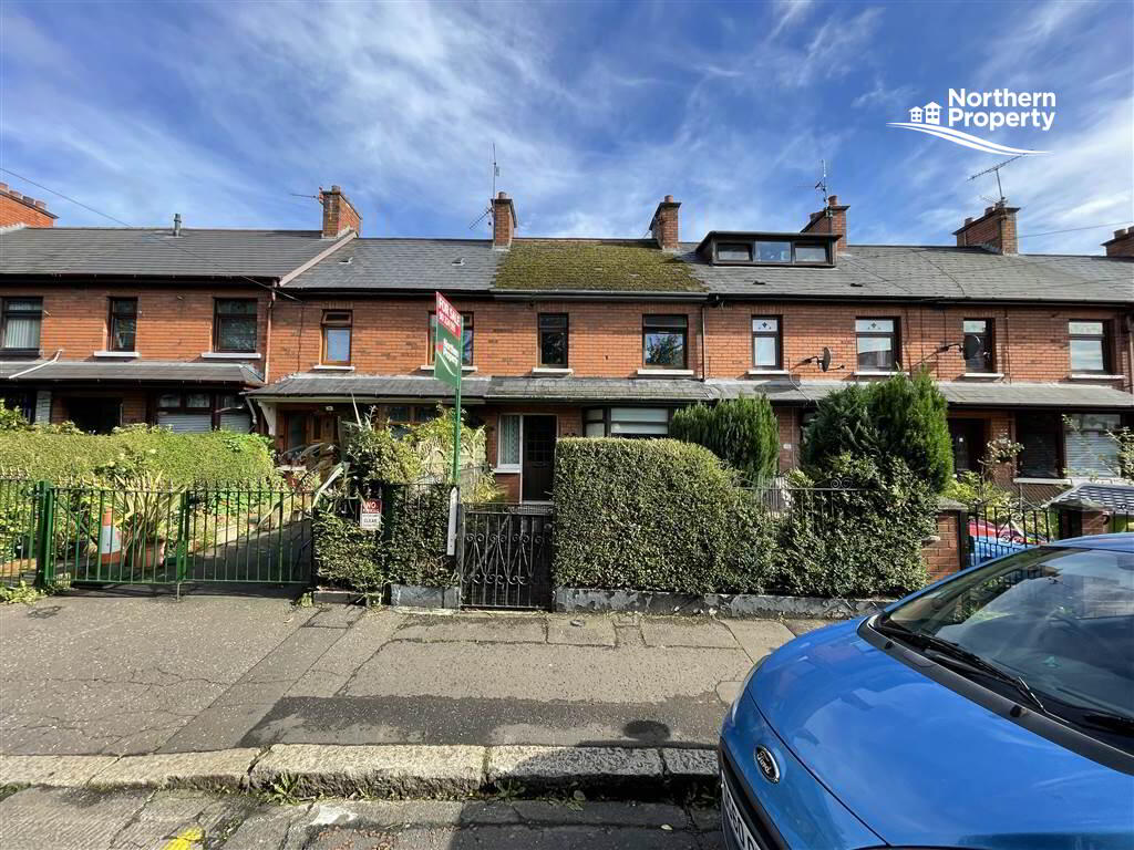 Photo 2 of 15 Beechmount Drive, Belfast
