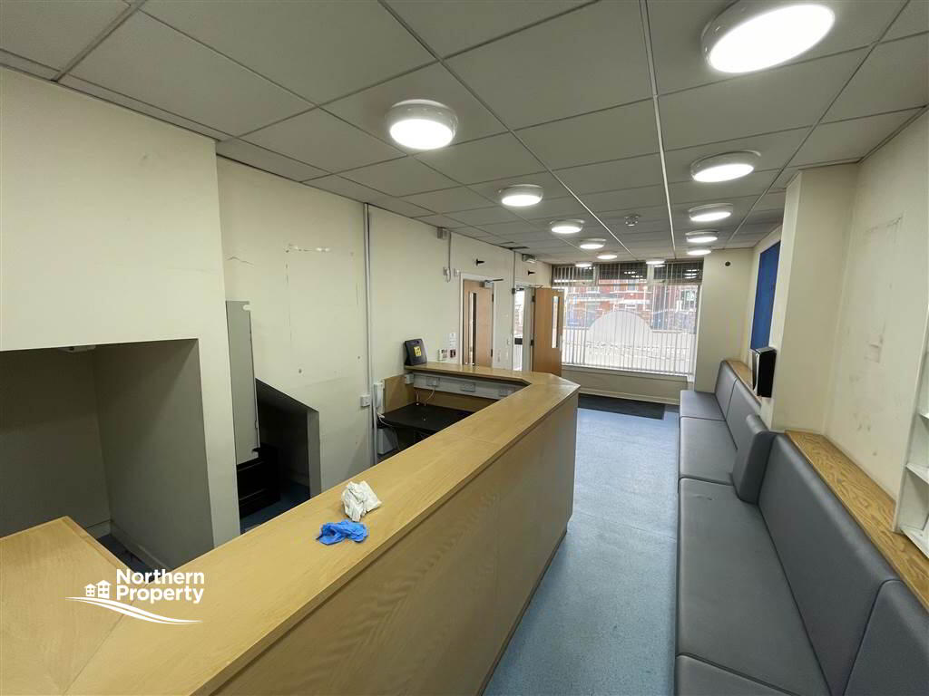 Photo 5 of 475 Falls Road, Belfast