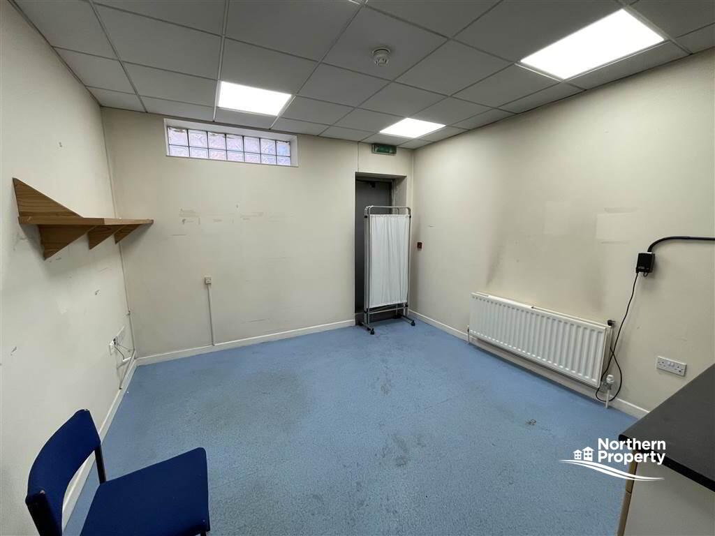 Photo 6 of 475 Falls Road, Belfast