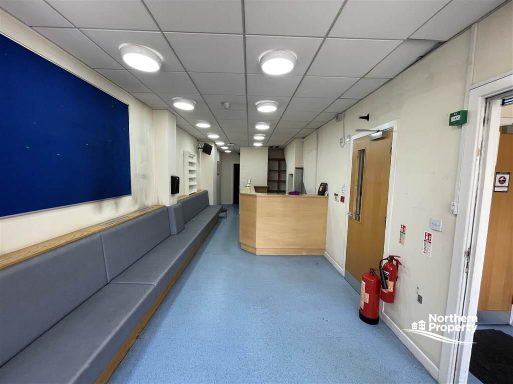 Photo 3 of 475 Falls Road, Belfast