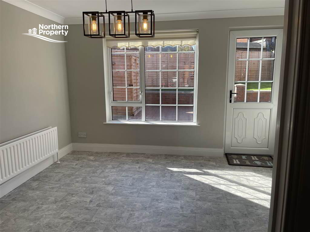 Photo 11 of 10 Lake Glen Drive, Belfast