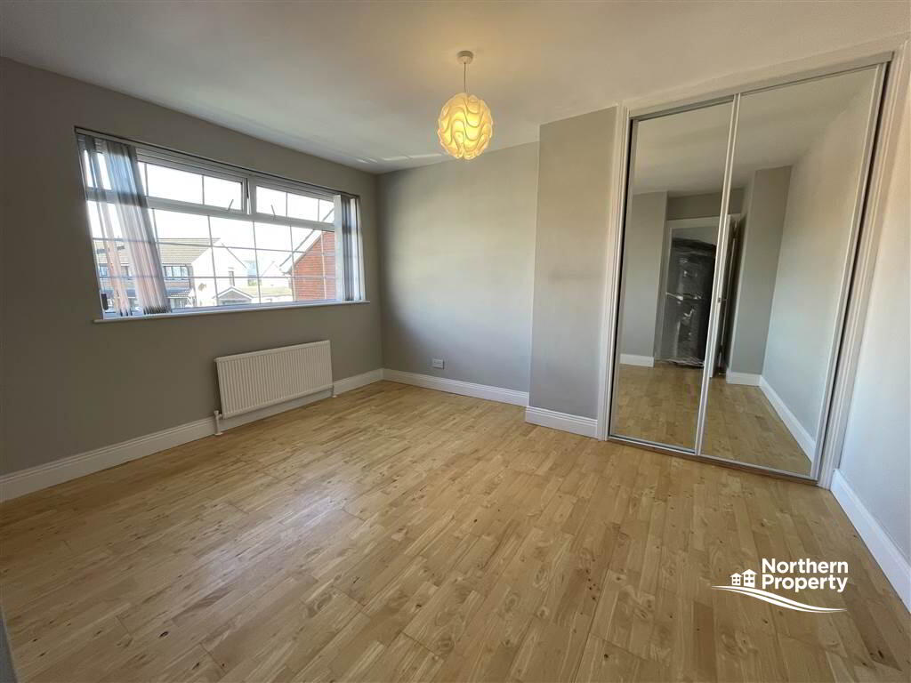 Photo 15 of 10 Lake Glen Drive, Belfast