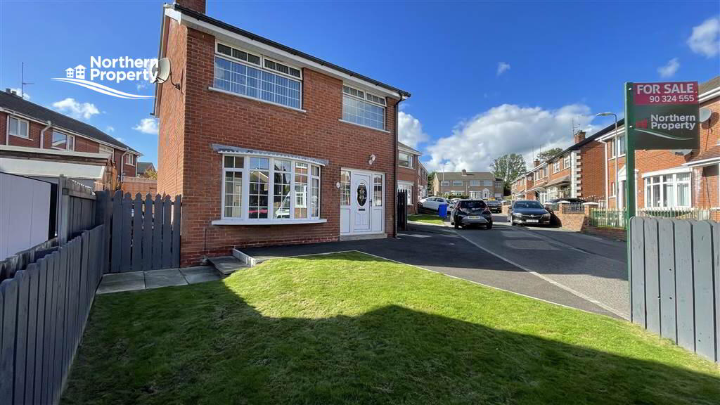 Photo 2 of 10 Lake Glen Drive, Belfast