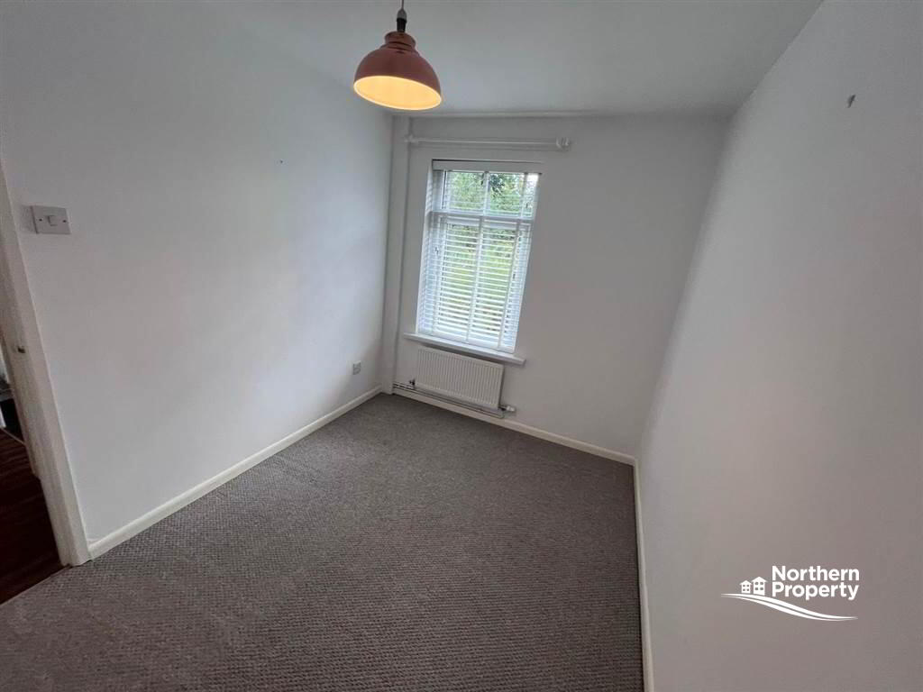 Photo 7 of Apt 11, Oakvale Court, Dunmurry, Belfast