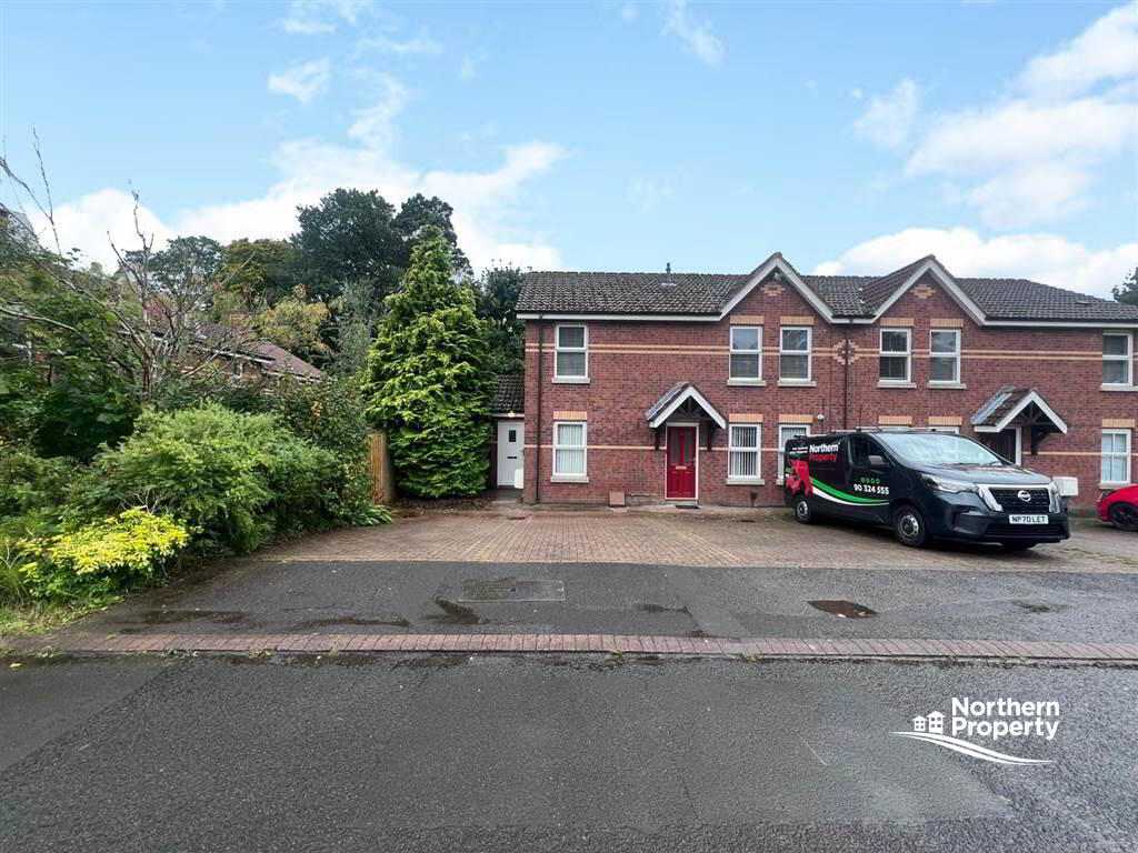 Photo 2 of Apt 11, Oakvale Court, Dunmurry, Belfast
