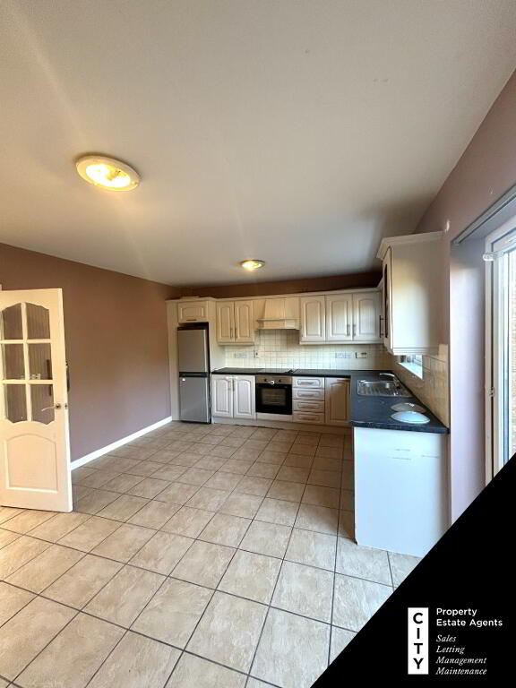 Photo 5 of 41 Pinetrees, Derry