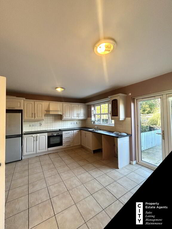 Photo 6 of 41 Pinetrees, Derry