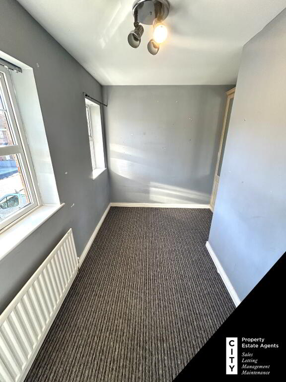 Photo 18 of 41 Pinetrees, Derry