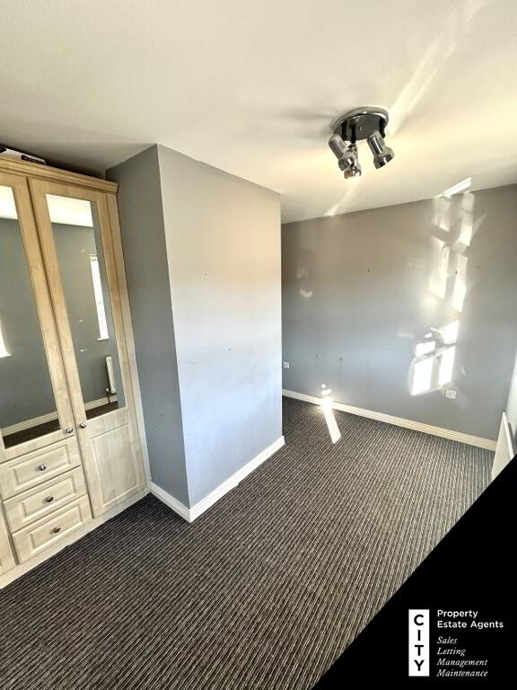 Photo 19 of 41 Pinetrees, Derry