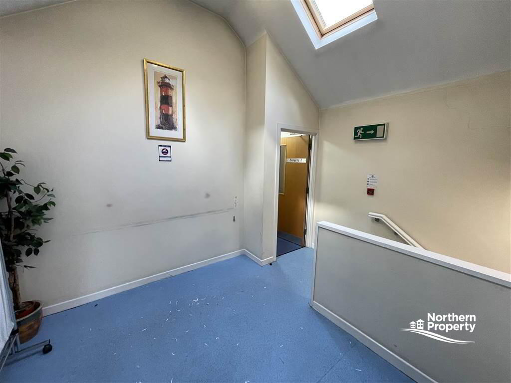 Photo 6 of 475 Falls Road, Belfast