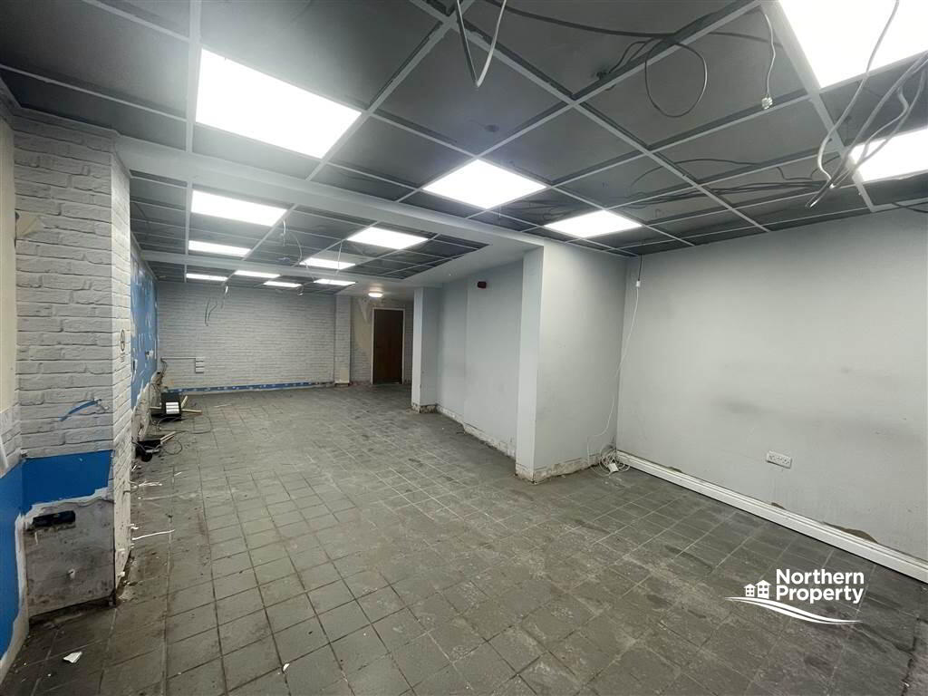 Photo 3 of 20 Beechmount Avenue, Belfast