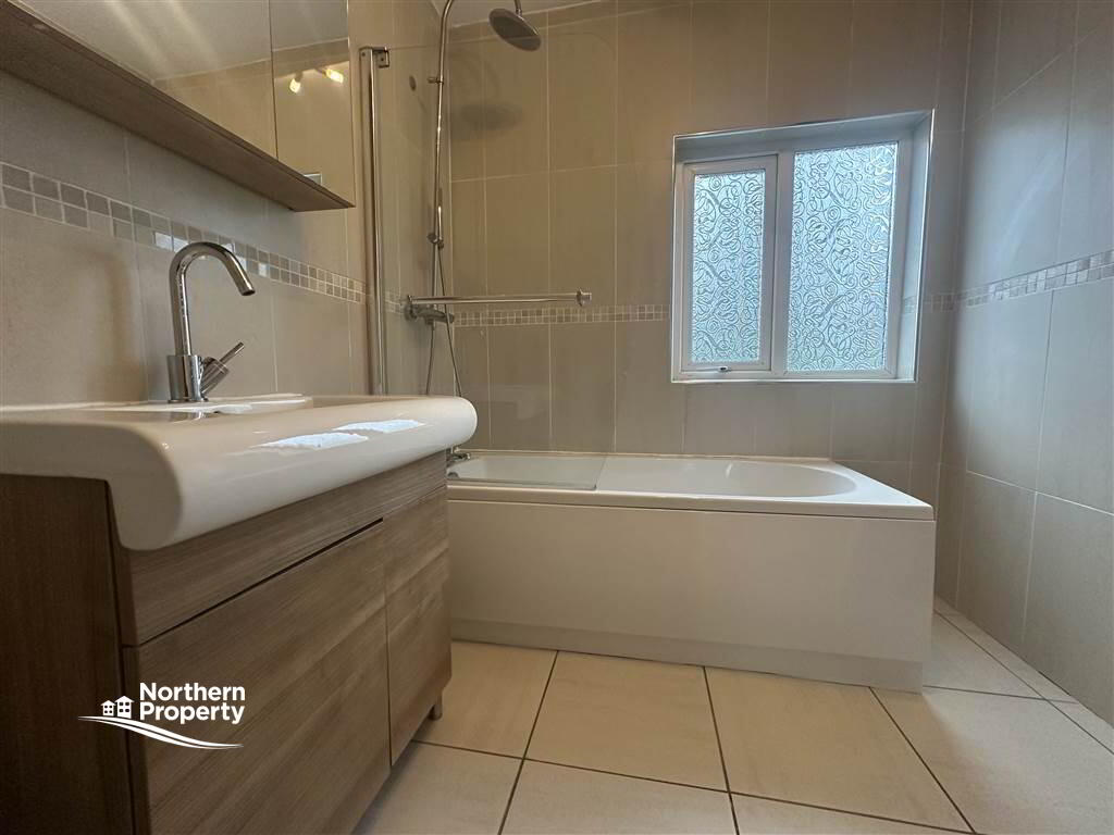 Photo 11 of 11 Mountainview Gardens, Belfast