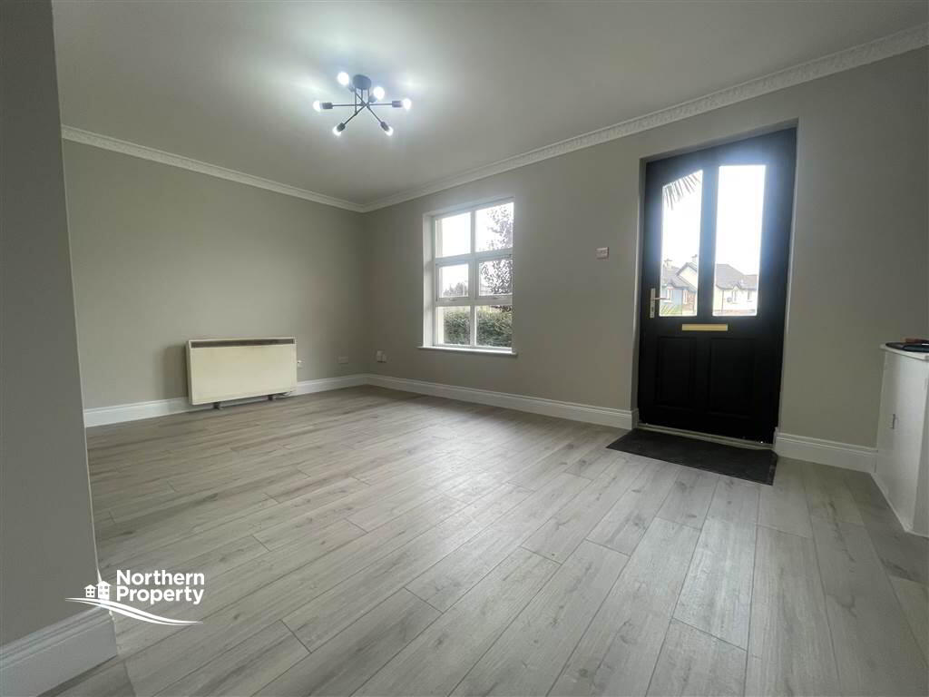 Photo 3 of 38 Larkspur Rise, Belfast