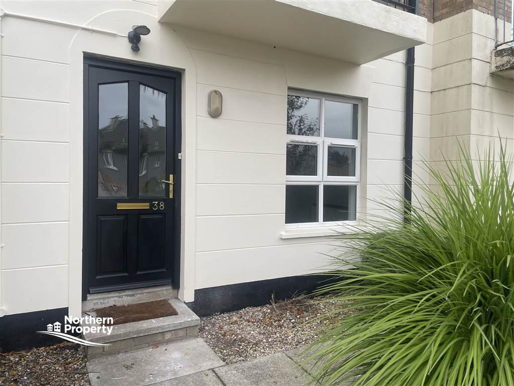 Photo 2 of 38 Larkspur Rise, Belfast