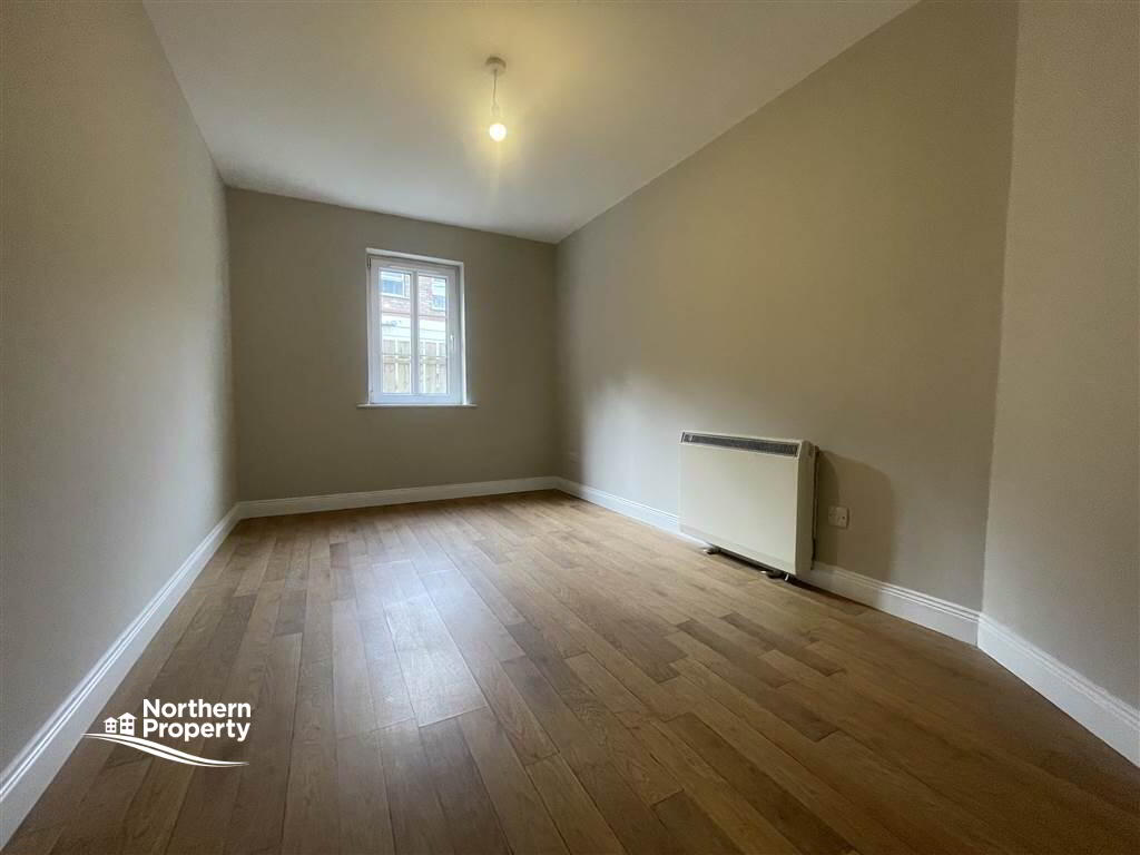 Photo 8 of 38 Larkspur Rise, Belfast