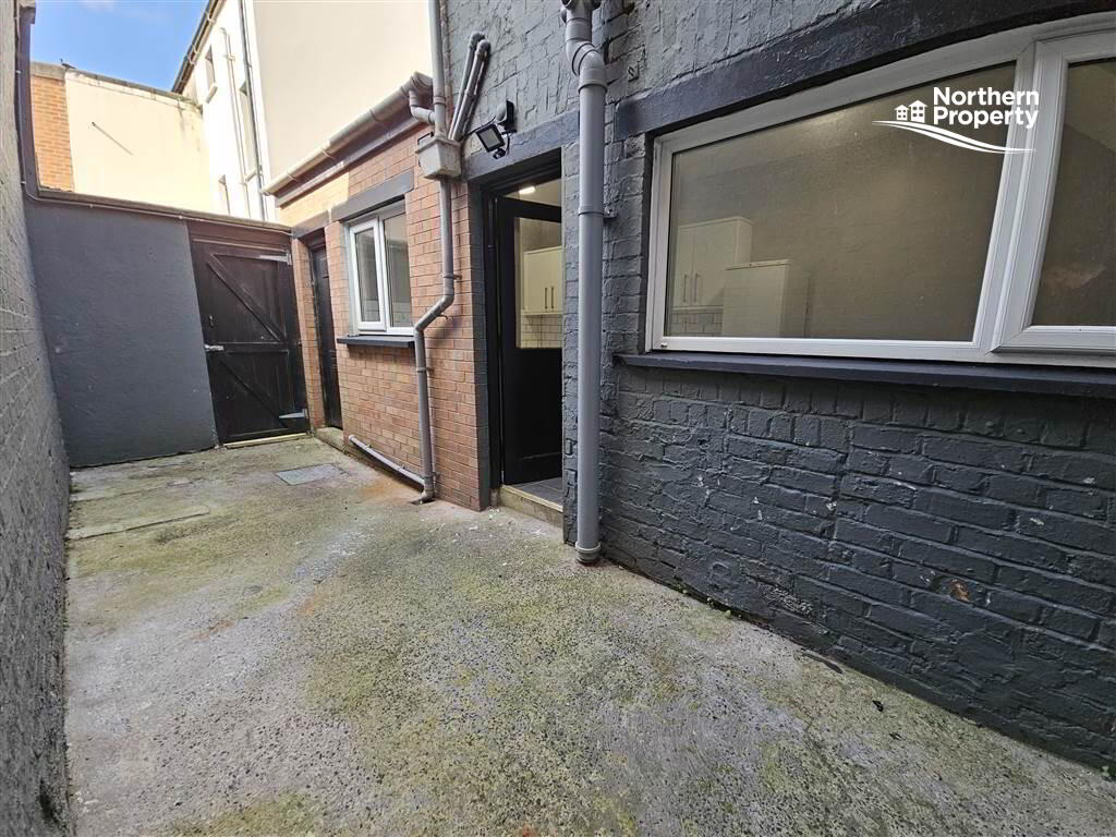 Photo 10 of 84 Springfield Road, Belfast