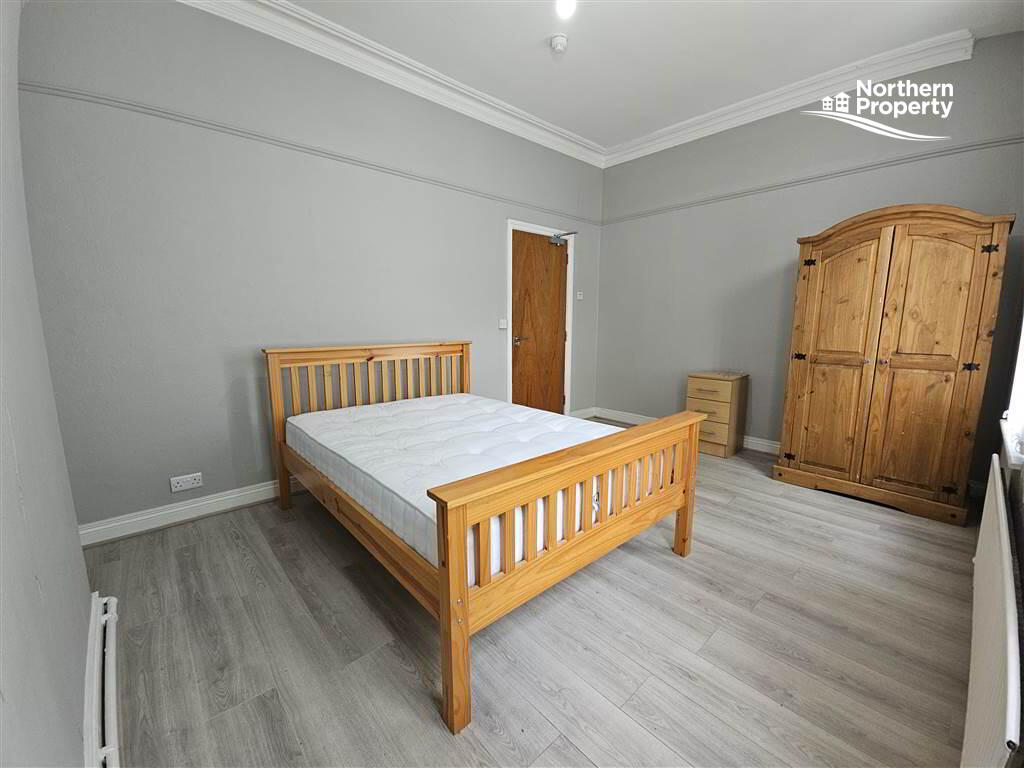 Photo 15 of 84 Springfield Road, Belfast