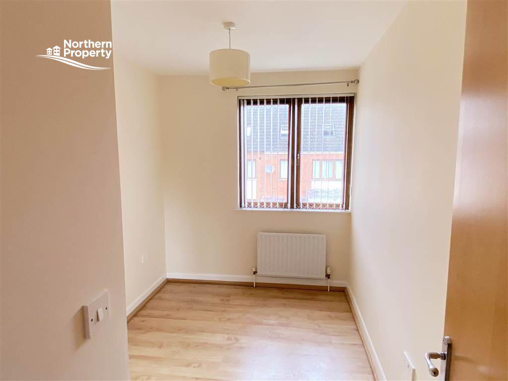 Photo 10 of 4 Dunmore Place, Belfast