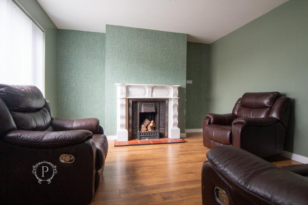 Photo 7 of 13 Hillside Crescent, Moy