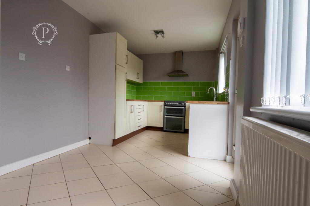 Photo 8 of 13 Hillside Crescent, Moy