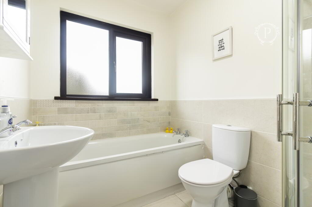 Photo 18 of 10 Angela Crescent, Richhill