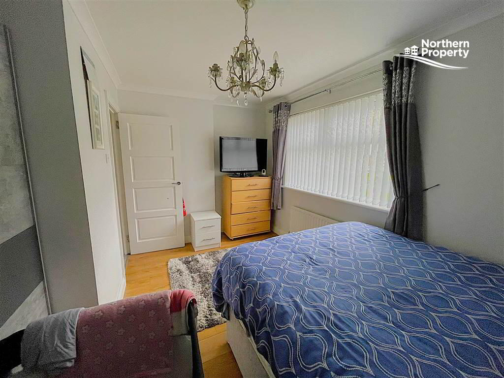 Photo 10 of 161 Lagmore Meadows, Belfast