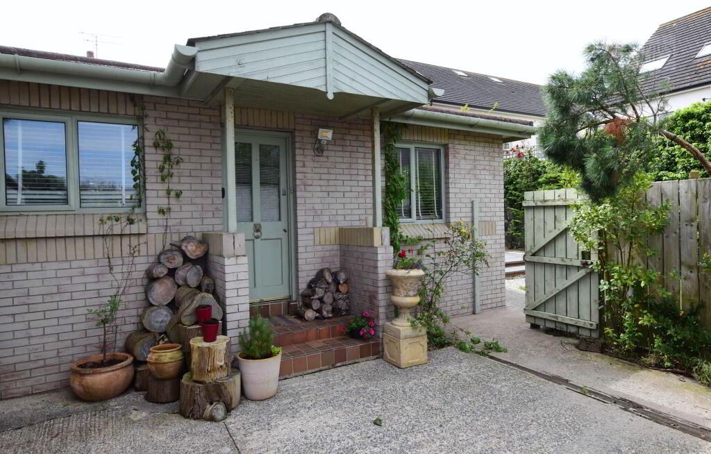 Photo 1 of Annex To The Rear Of, Groomsport Road, Bangor