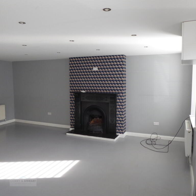 Photo 4 of 18 Main Street, Gortin