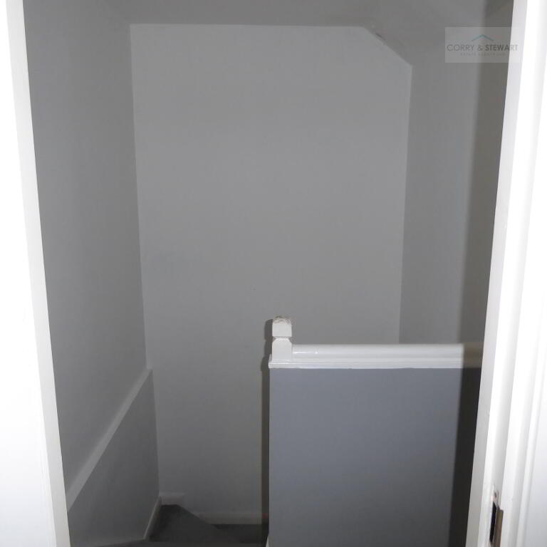 Photo 11 of 18 Main Street, Gortin