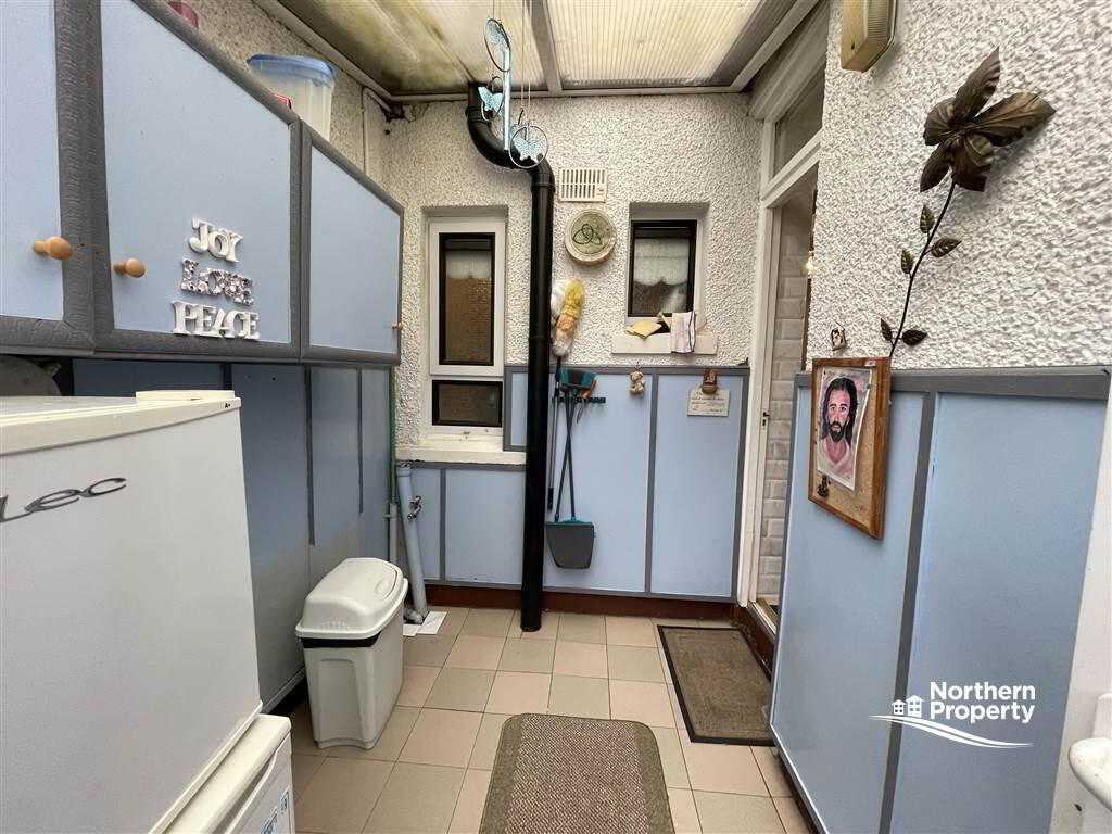 Photo 12 of 21 Brittons Drive, Belfast