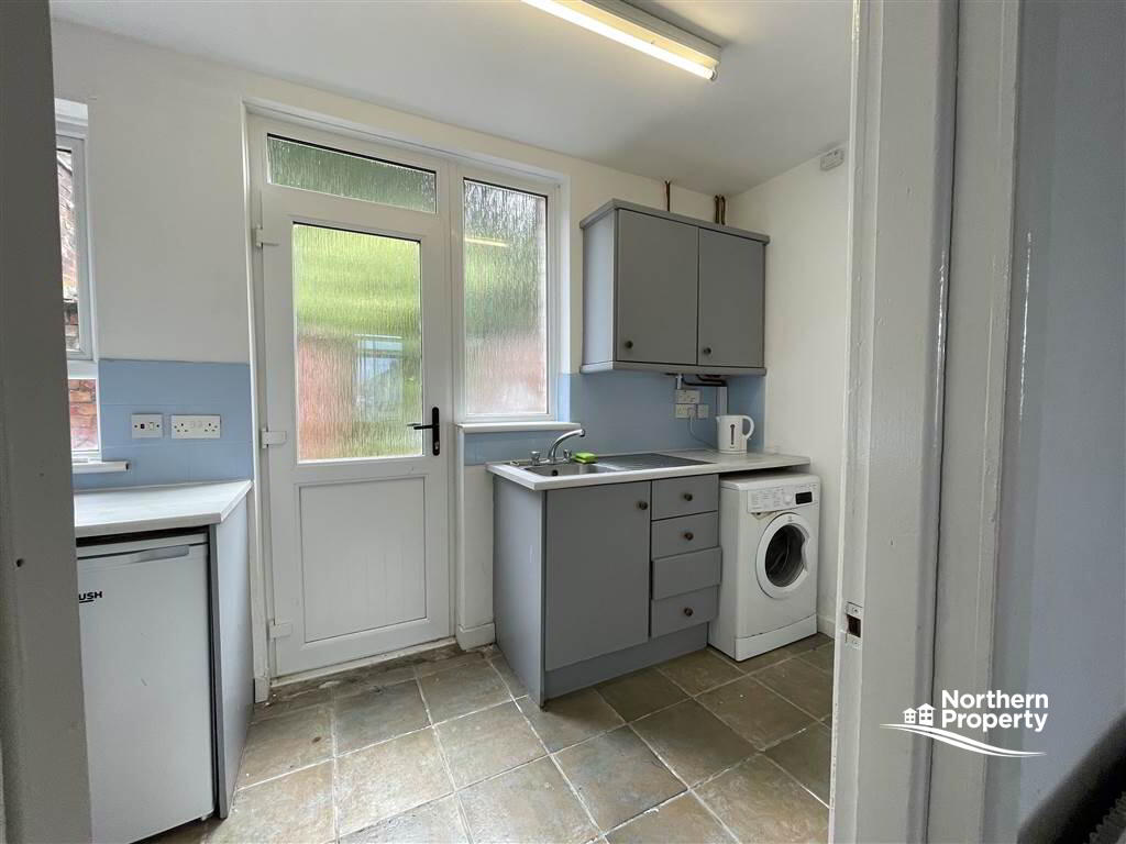 Photo 6 of 58 Olympia Drive, Belfast