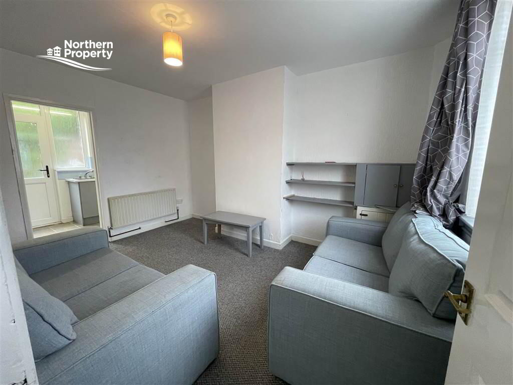 Photo 4 of 58 Olympia Drive, Belfast