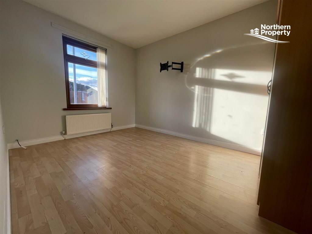 Photo 8 of 4 Mountpottinger Road, Belfast