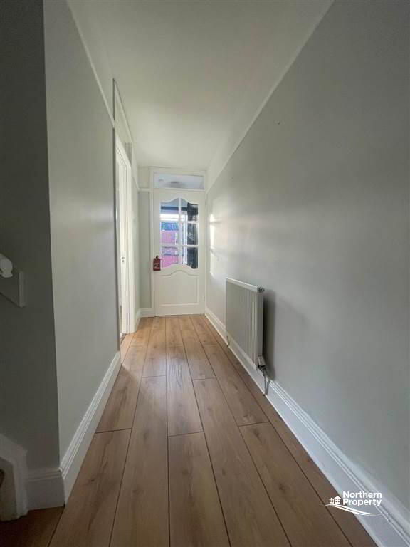 Photo 5 of 4 Mountpottinger Road, Belfast