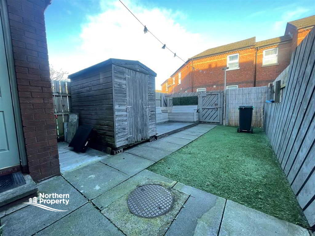 Photo 11 of 4 Mountpottinger Road, Belfast