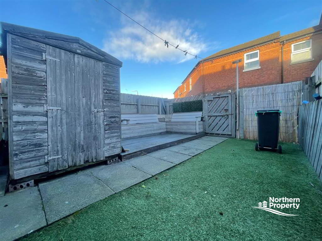 Photo 12 of 4 Mountpottinger Road, Belfast