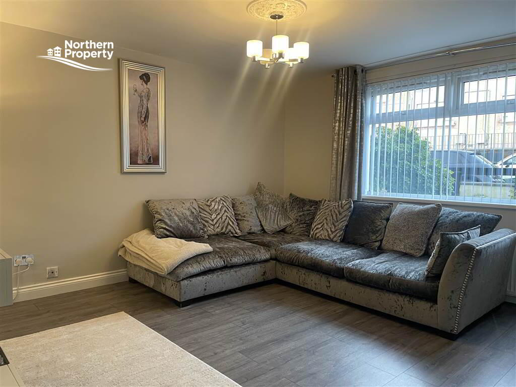 Photo 7 of 186 Lenadoon Avenue, Belfast