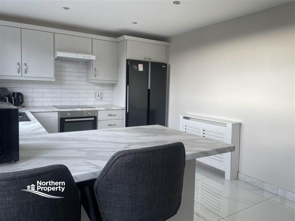 Photo 11 of 186 Lenadoon Avenue, Belfast